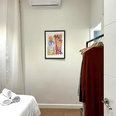 Lujoso Apartamento En Chamberi By Bebalmy Madrid Exterior photo